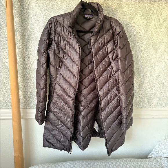 Patagonia Women's Black 3 in 1 parka - Picture 3 of 5